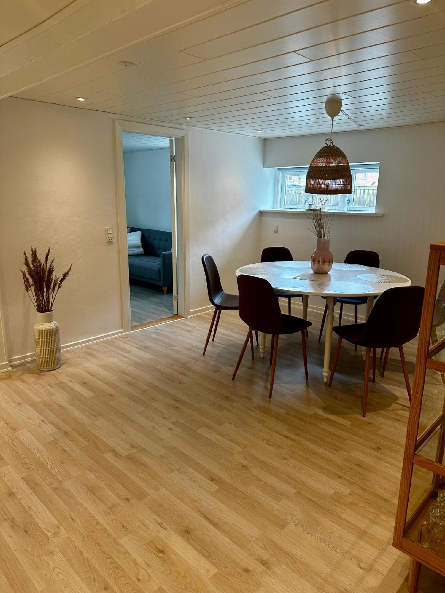Skon Lejlighed Med Egen Terrasse Og Have Taet Pa Centrum I Skagen Exterior foto